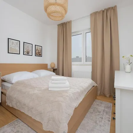 Goclaw Harmony Znanieckiego By Solarento Daire Varşova